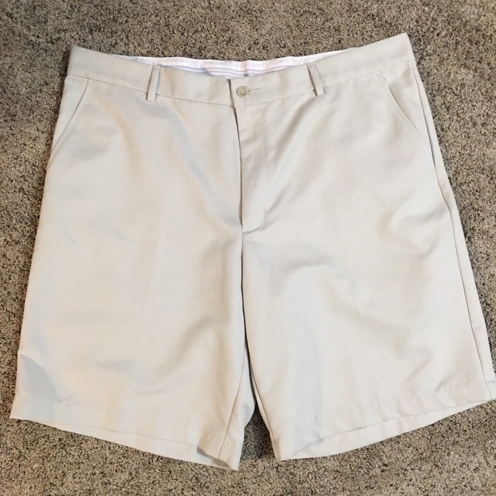 Greg Norman Collection Tan Golf Shorts - 4…